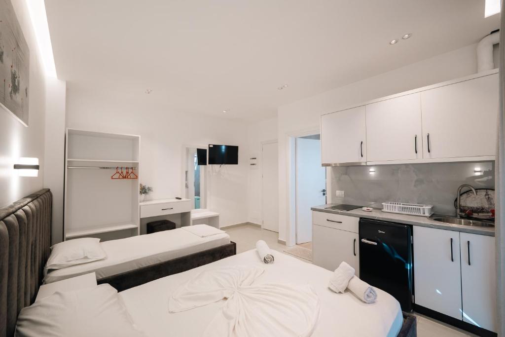 Deluxe Triple Room at Hotel Zogaj